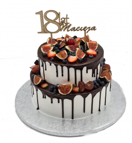 Drip cake + topper