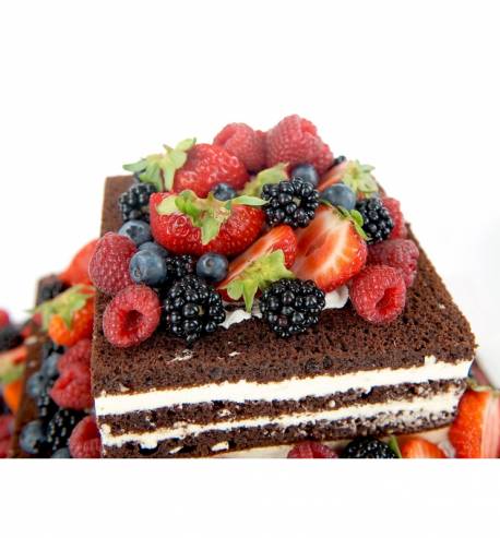 Tort naked cake - czekoladowy
